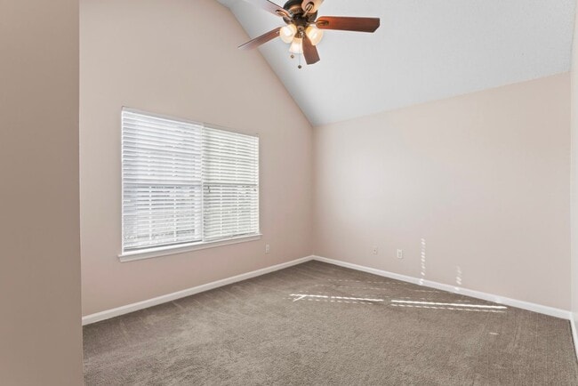 Building Photo - 1650 Deer Crossing Terrace