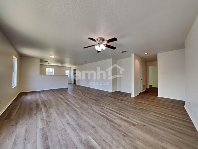 Building Photo - 673 Rosario Ln