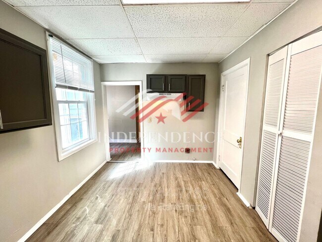 Foto del edificio - 2212 Calumet St