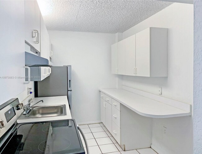 Foto del edificio - 1251 NE 108th St
