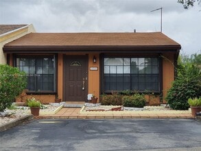 Building Photo - 10360 W Cypress Ct