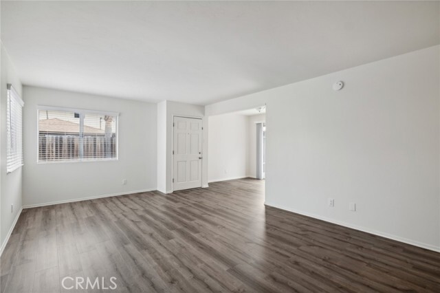 Foto del edificio - 375 Woodland Pl