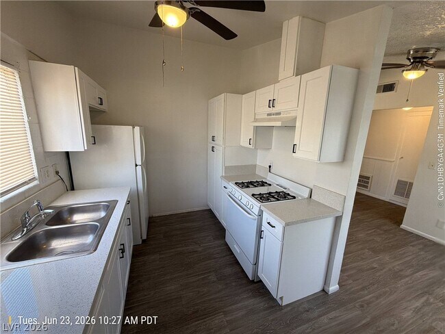 Building Photo - 3574 San Pascual Ave
