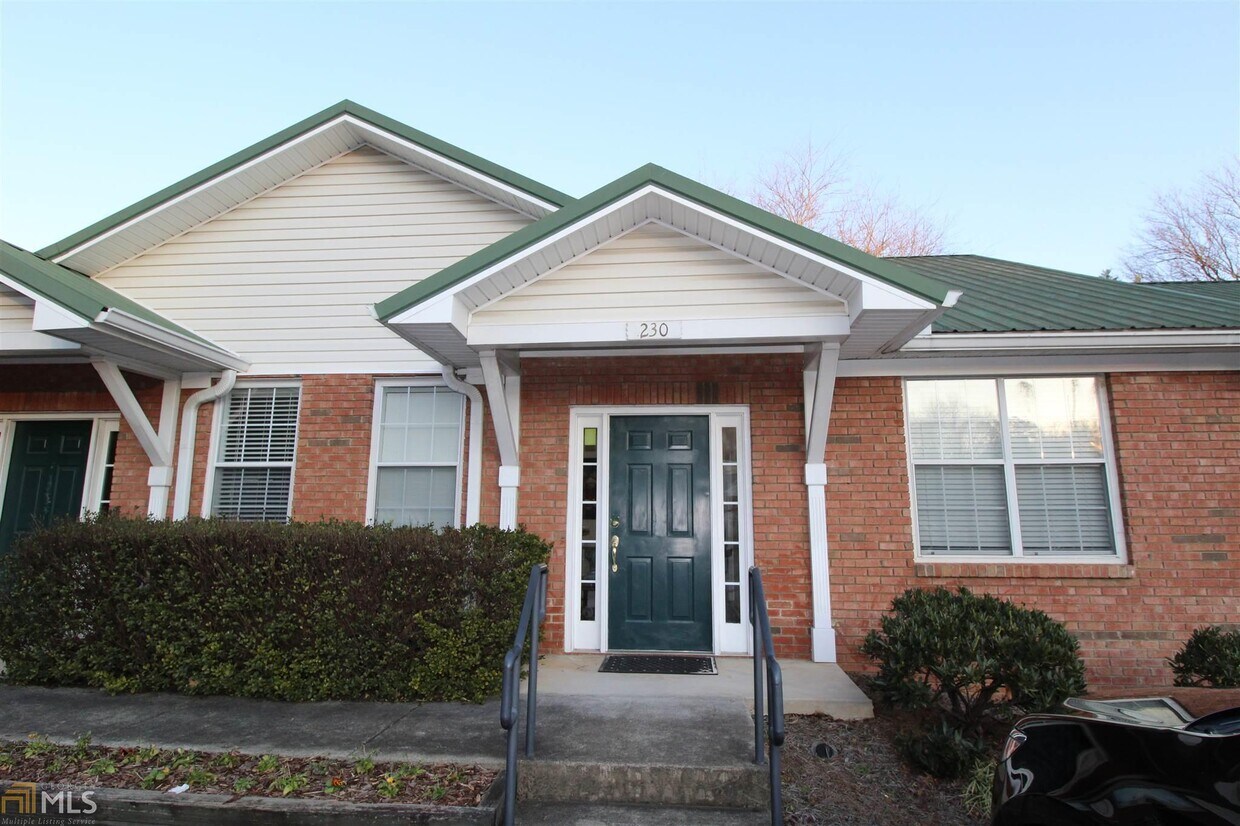 Foto principal - 800 Kennesaw Ave