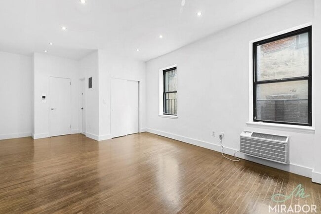 Foto del edificio - 0 bedroom in New York NY 10021