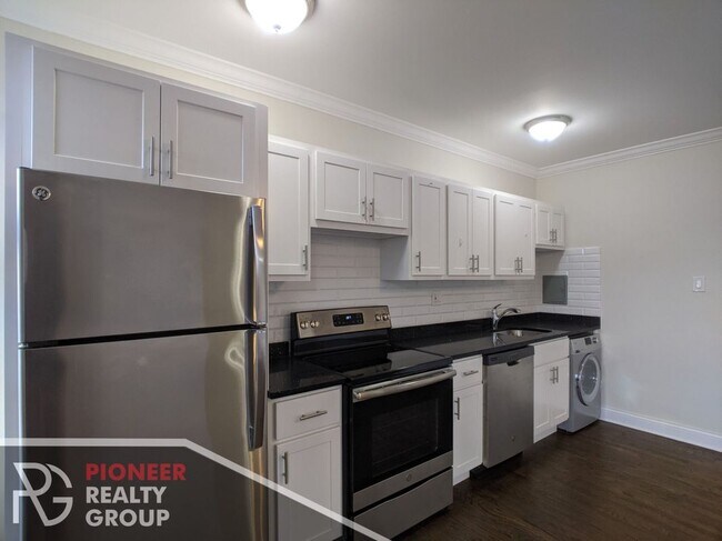 Foto del edificio - 3345 N Marshfield Ave