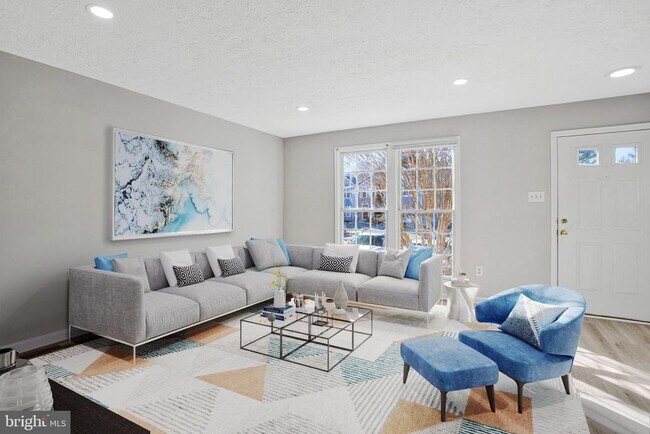 Foto del edificio - 8263 Berryfield Dr