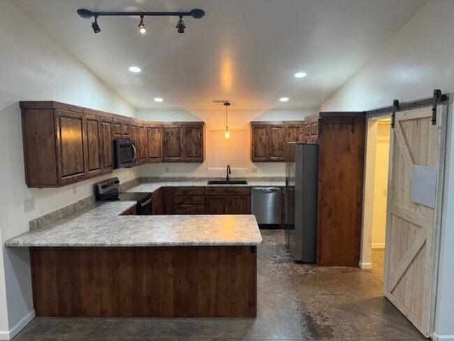Foto del edificio - Cute Ranch Style 3 Bedroom 2 Bath Home In ...