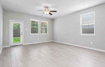 Building Photo - 17542 Rosette Grass Dr