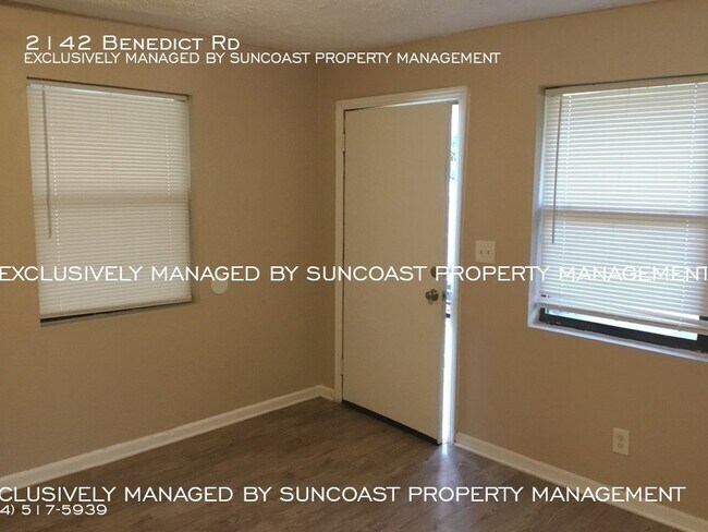Foto del edificio - 2142 Benedict Rd