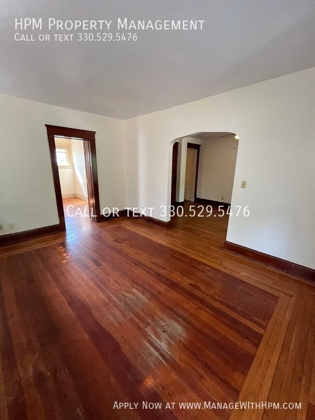 Building Photo - 28 Grand Ave