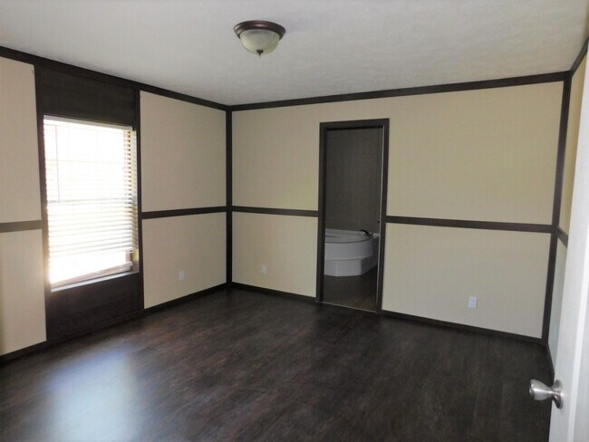 Building Photo - 6255 Malibu Ridge
