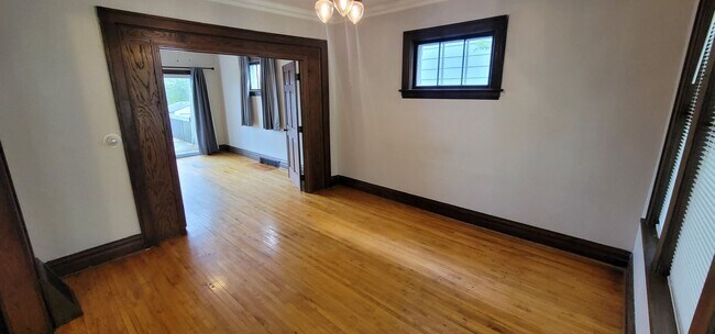 Foto del edificio - JUNE 2026 - Duluth MN -4 bed - 1 bath - Si...