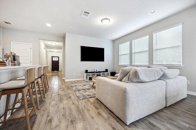 Foto del edificio - 2825 Sage Ranch Dr