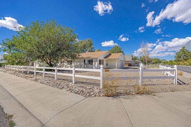 Building Photo - 485 Rambling Acres Rd