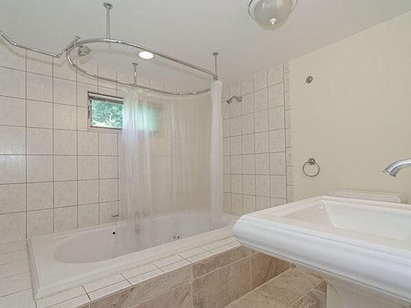 Building Photo - 53 Winslow Ave