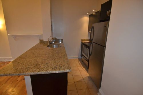 Foto del edificio - 2312 Delancey Pl