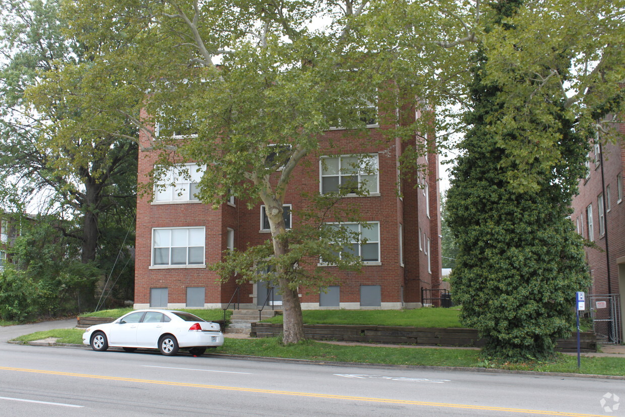 Building Photo - 4318 - 20 West Florissant