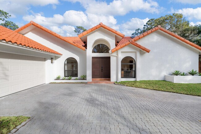 Foto del edificio - 328 Squire Dr
