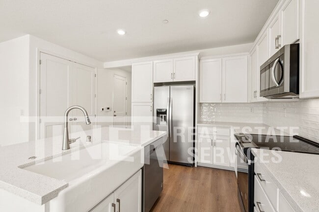 Building Photo - 4064 Porton Ln