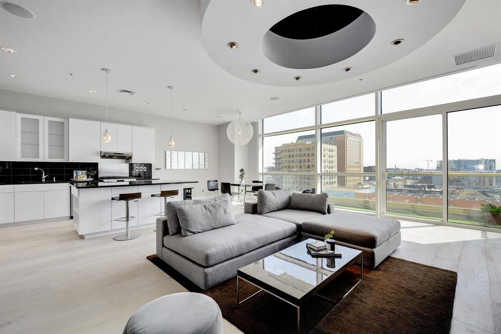 Foto del edificio - 555 E 5th St.
