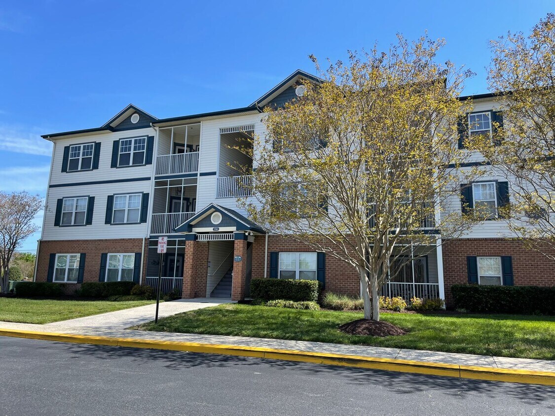 Foto principal - Village of 5 Points Condo- where you can walk to everything!