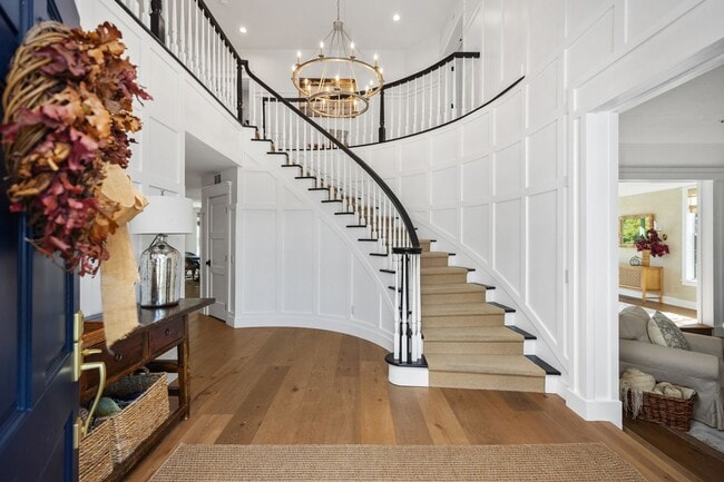 Building Photo - Luxury Ocean View Home in Sea Pointe Estat...