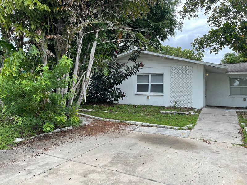 Foto principal - 5281 Bamboo Pl