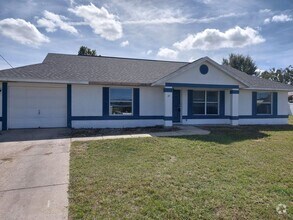 Building Photo - 22 Pine Trace Run