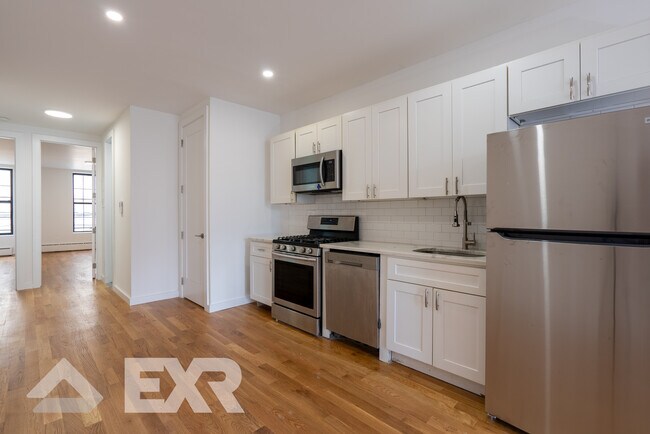 Foto del edificio - 909 Dekalb Ave