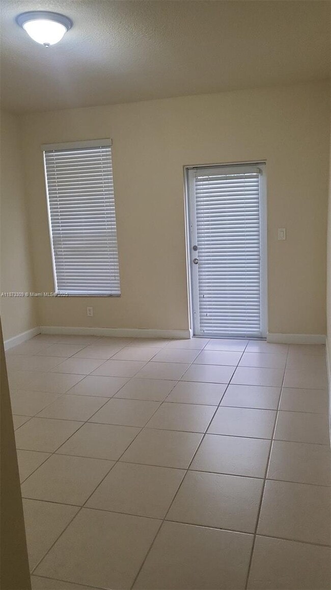Building Photo - 9225 SW 170th Ave