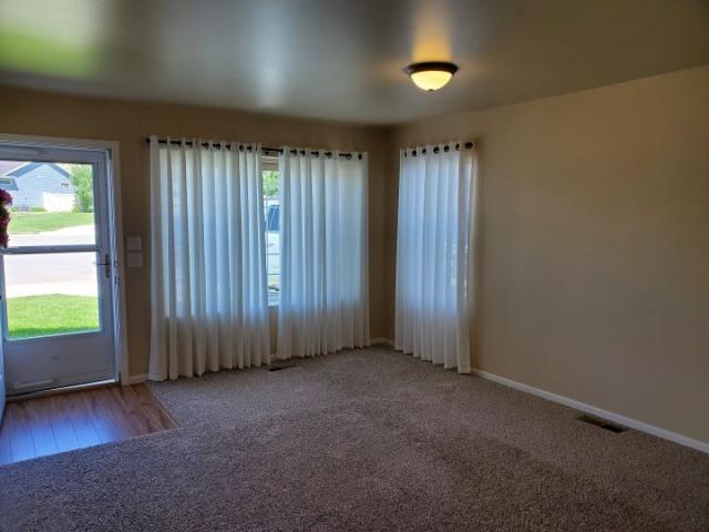 Foto del edificio - 3 bedroom in Billings MT 59106