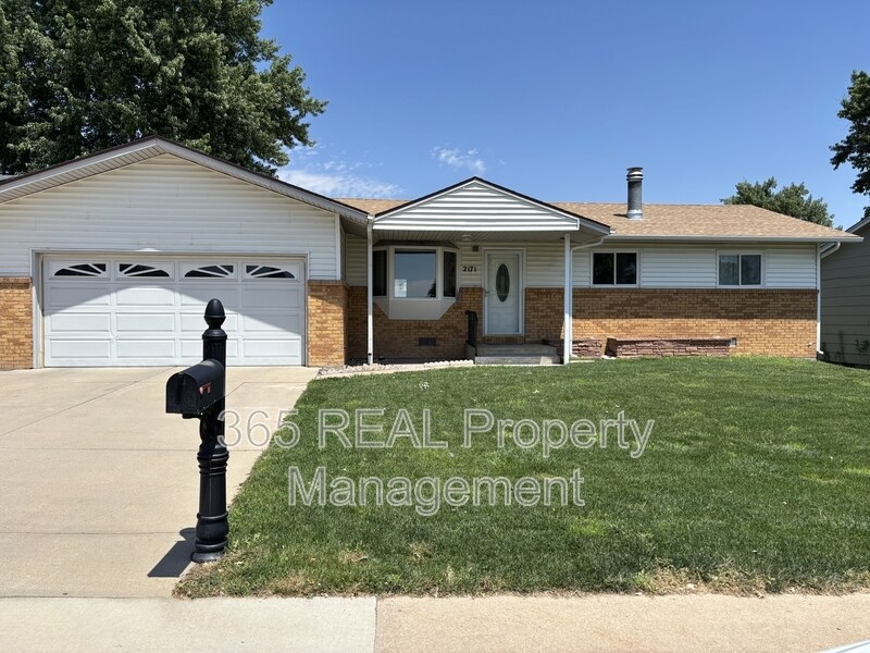 Foto principal - 2171 31st St