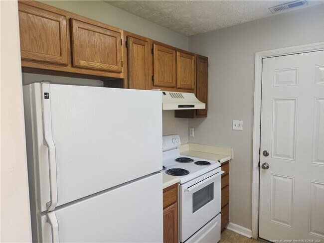 Building Photo - 5598 Quietwood Pl