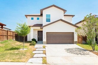Building Photo - 5520 Texana St