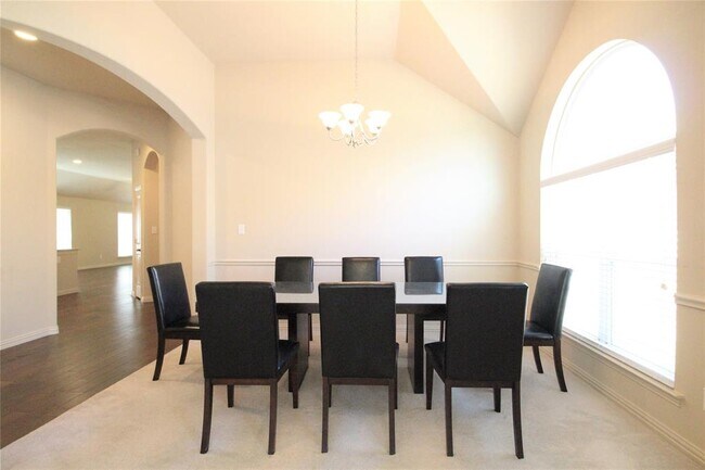 Foto del edificio - 3513 Stampede Dr