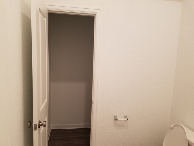 Foto del edificio - 535 Bristol Tide Ct