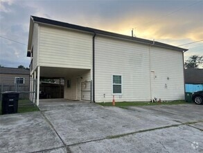 Building Photo - 6943 Narcissus St