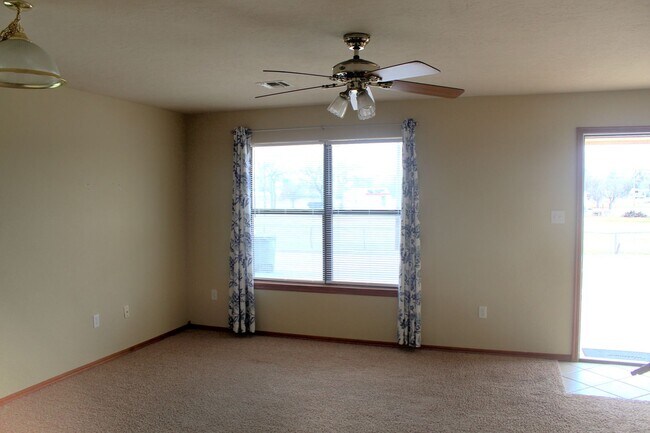 Foto del edificio - 1916 SW E Ave unit a