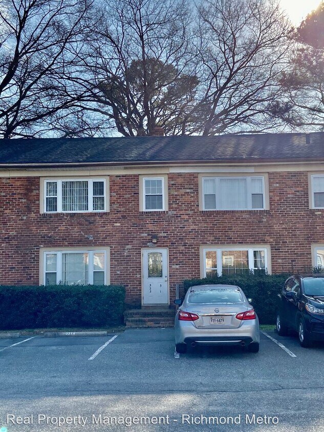 Primary Photo - 301 Newcastle Dr