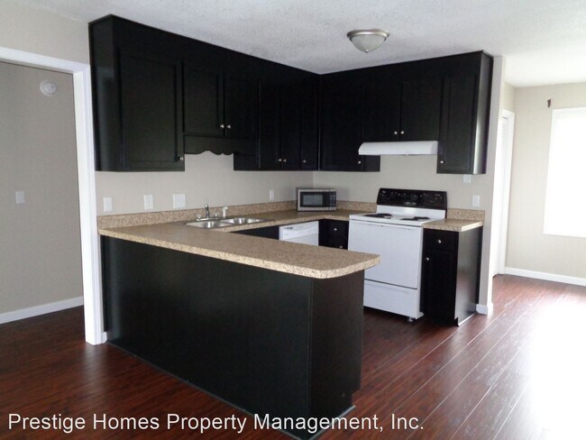 Building Photo - 209 Glenwood Ln