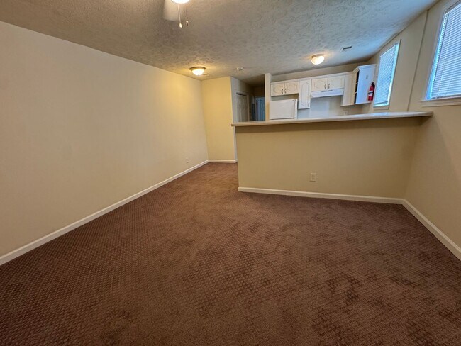 Foto del edificio - 5981 Peco Ln