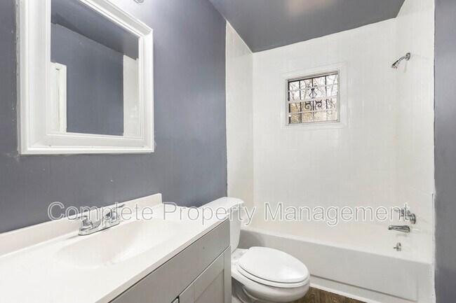 Building Photo - 6613 Frankfort Ave