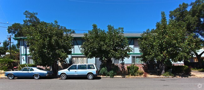 Foto del edificio - 404 Lake St