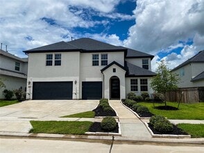 Building Photo - 10011 Serenity Grv Dr