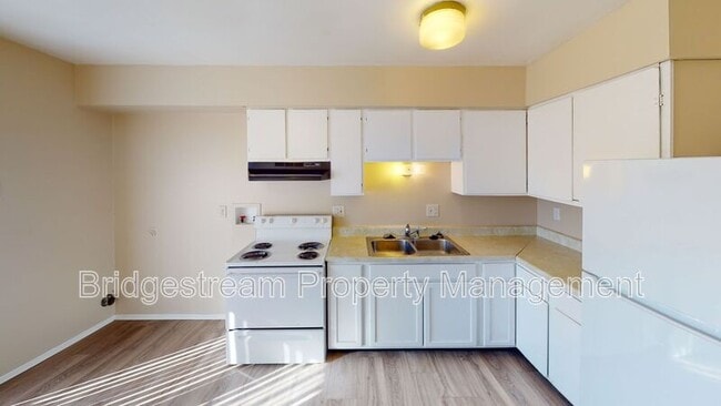 Foto del edificio - 4653 Wayne Meadows Cir