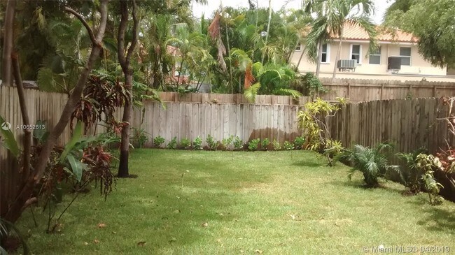 Foto del edificio - 3139 Gifford Ln
