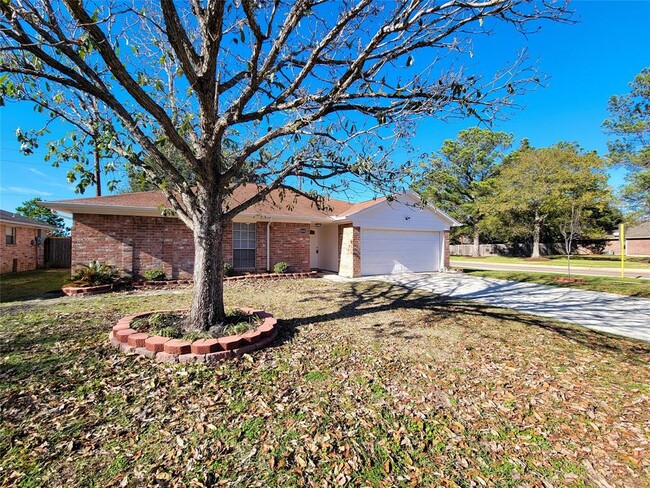 Foto del edificio - 14443 Golden Cypress Ln