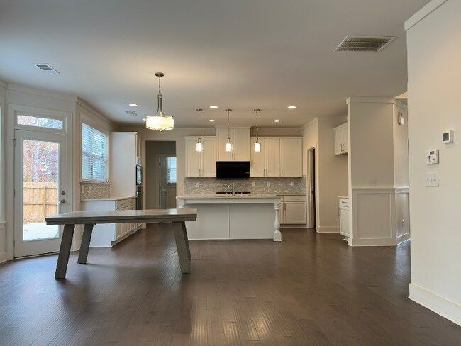 Foto del edificio - 987 Halletts Peak Pl