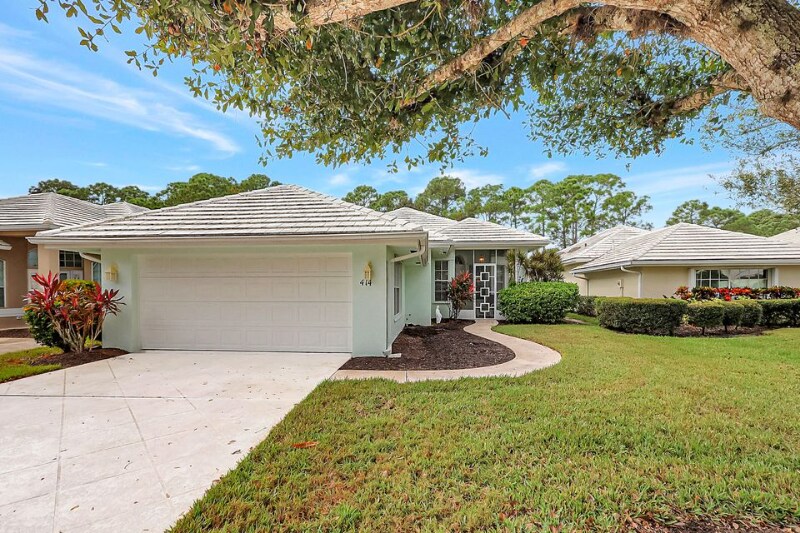 Foto principal - 414 SW Fairway Landing
